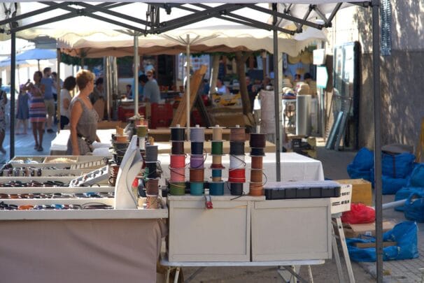 Transmission d'entreprise : l'information des salariés - business - réunion dirigeants business