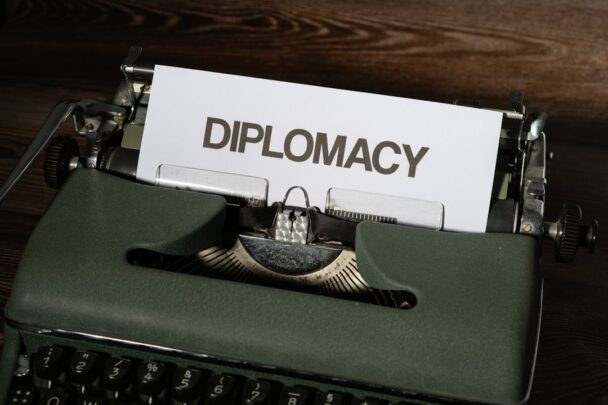 Comment les conseillers en fusions et acquisitions peuvent-ils apporter une valeur ajoutée en aidant les repreneurs d'entreprises à acquérir une société ? - business - réunion dirigeants business
