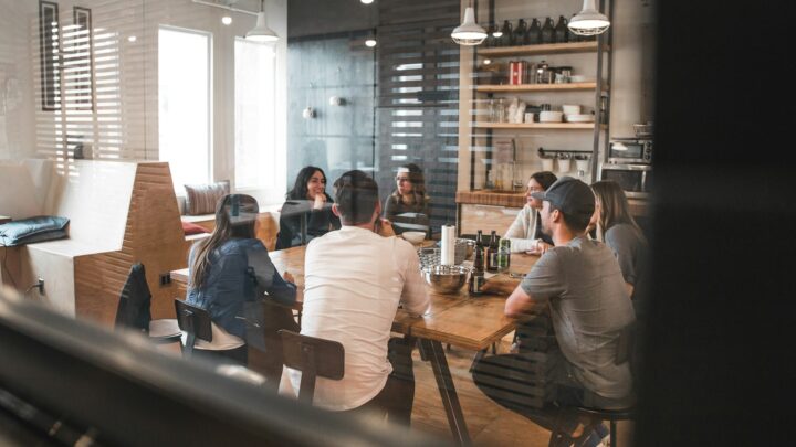 transmission retraite - business - réunion dirigeants business